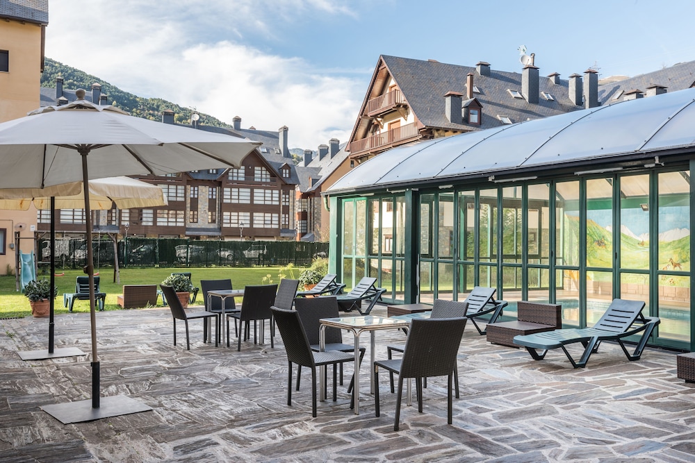Suite Aparthotel & Spa Eth Refugi d'Aran 40/50
