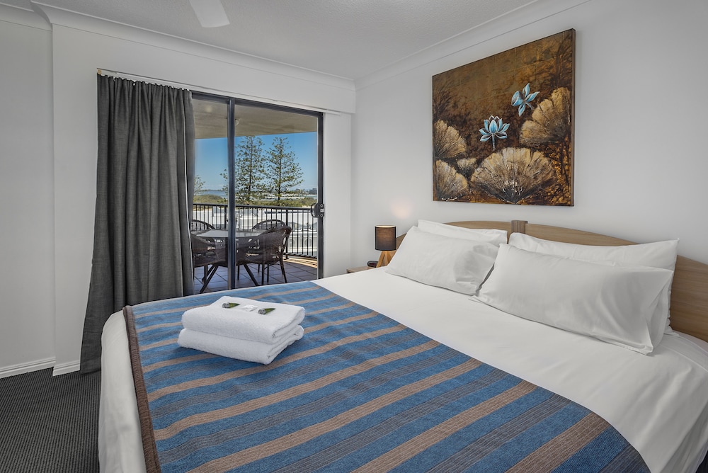Belaire Place 15/50
