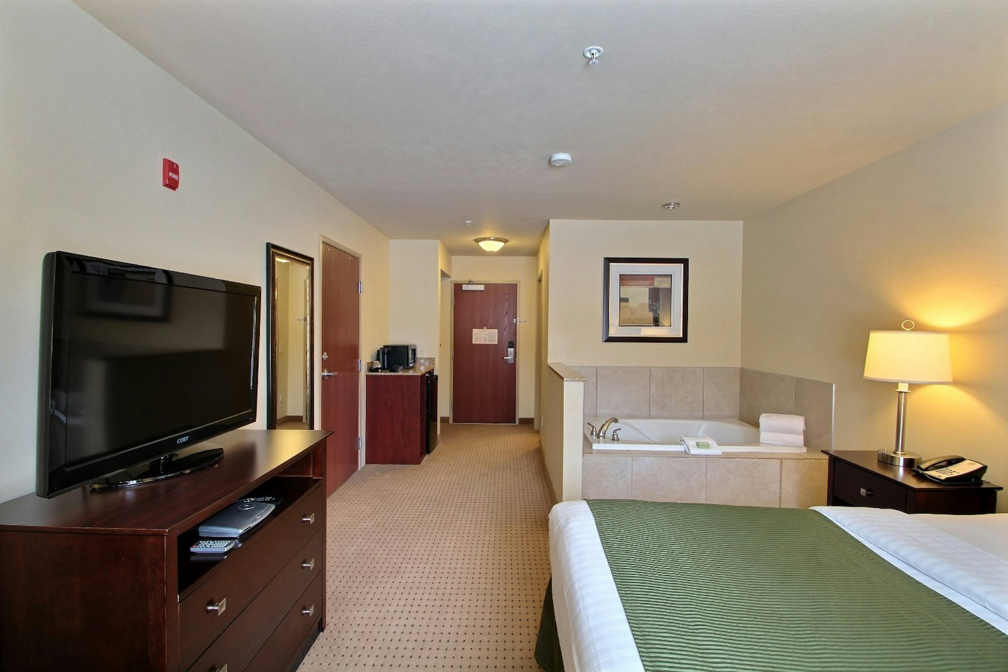 Cobblestone Inn & Suites -- Bloomfield, IA 23/30