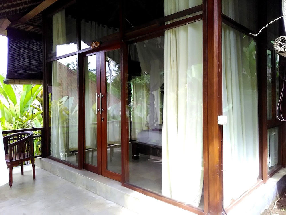 Astawa House 14/65