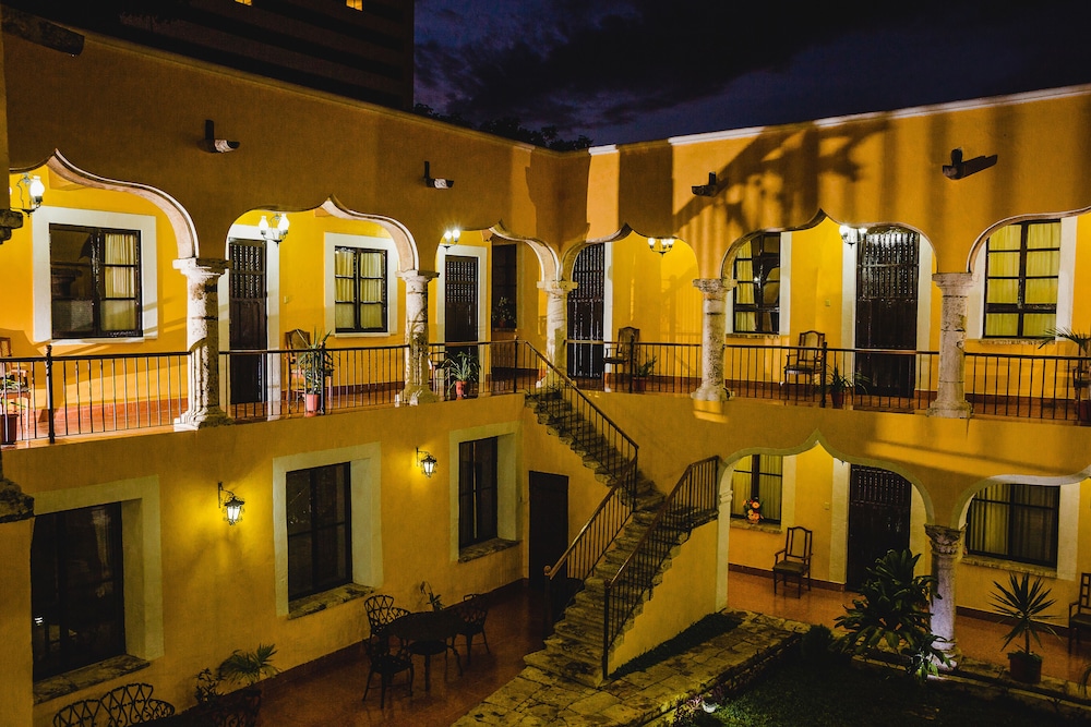 Hotel Montejo by Kavia 70/74
