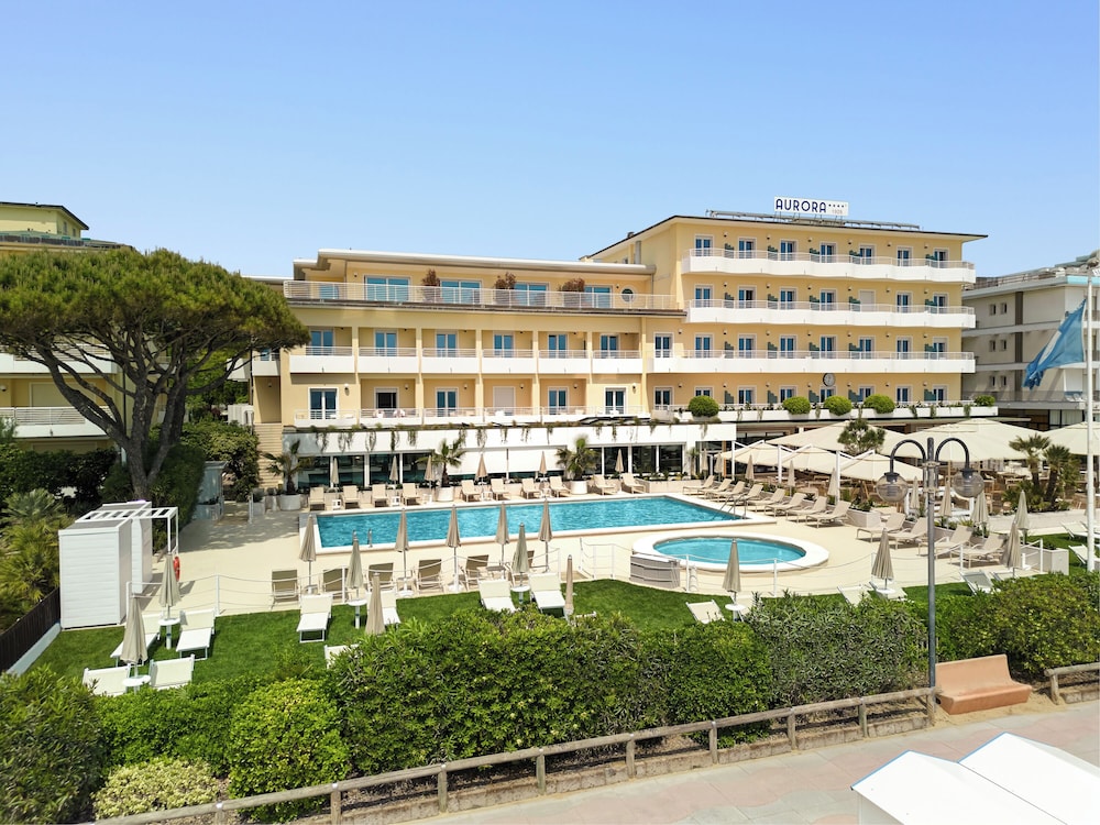 Hotel Aurora 3/50