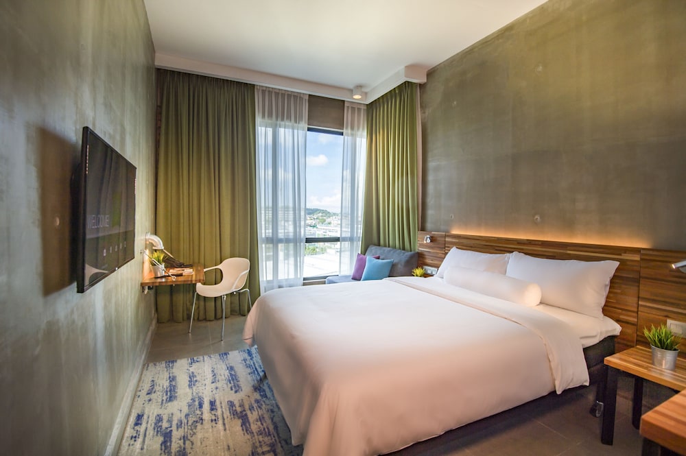 Ibis Styles Kota Kinabalu Inanam Hotel 11/38