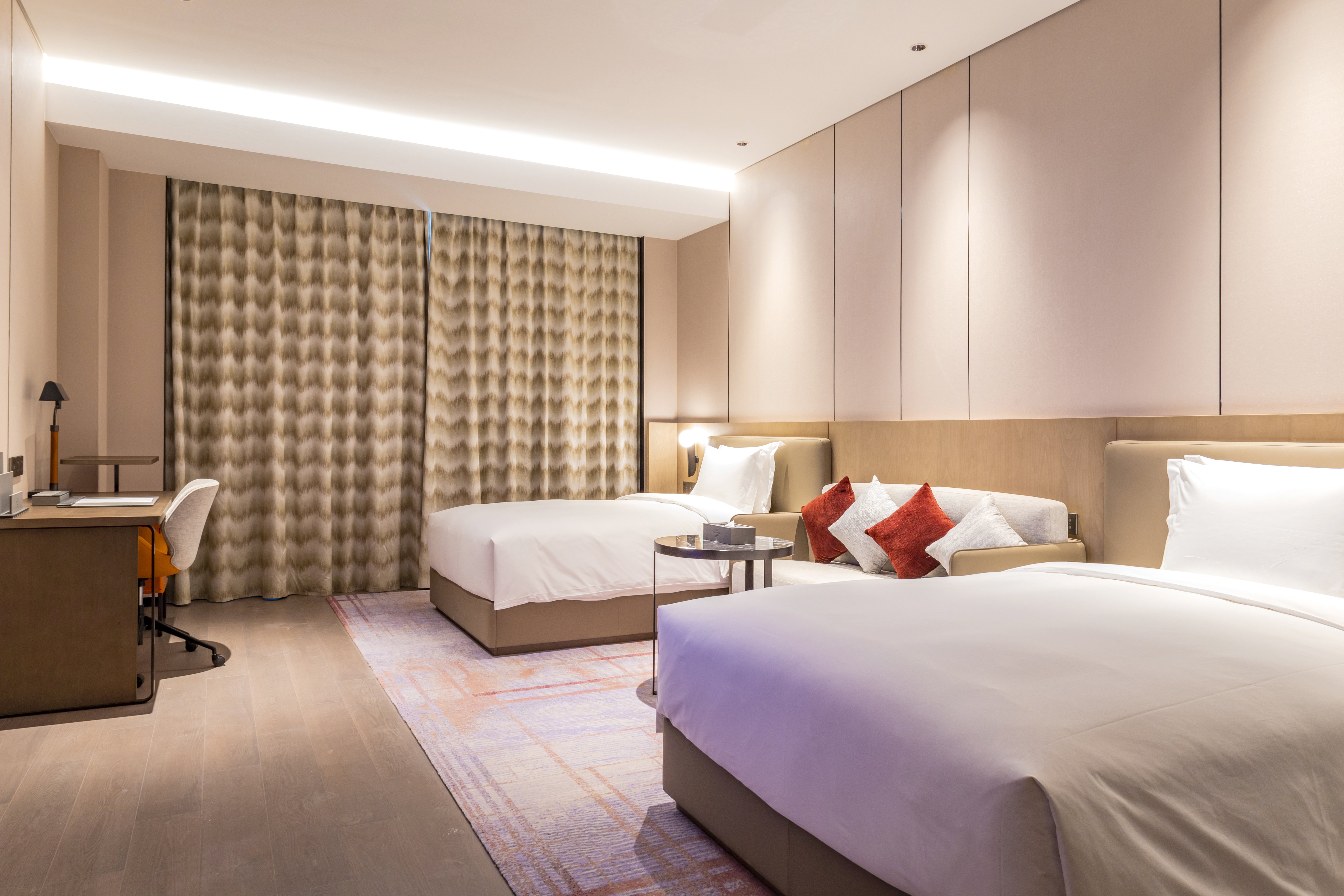 غرفة قياسية بسريرين مزدوجين لذوي الإعاقة، Crowne Plaza Lanzhou New Area 2/2