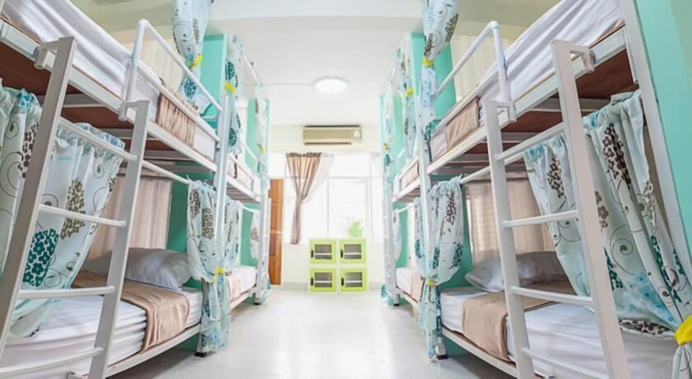 Kamin Bird Hostel 1/24