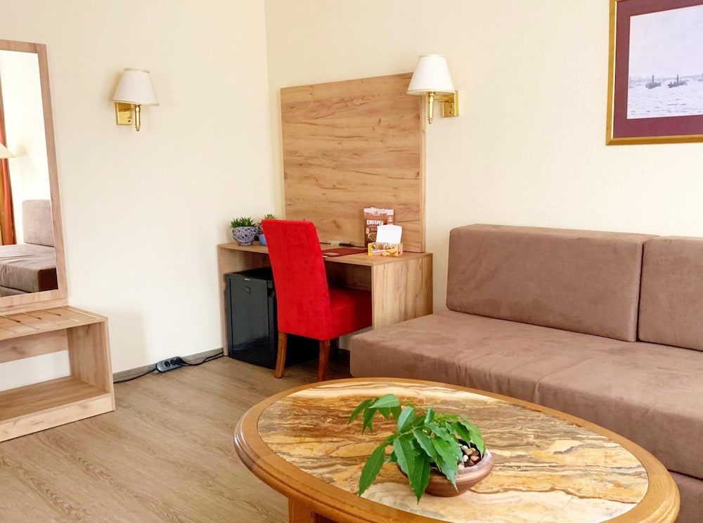 Turm Hotel Hanau 15/23