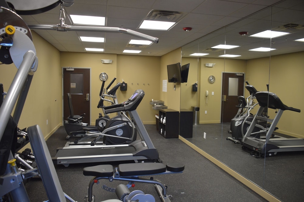 Best Western Plus Elmendorf Hotel 12/31