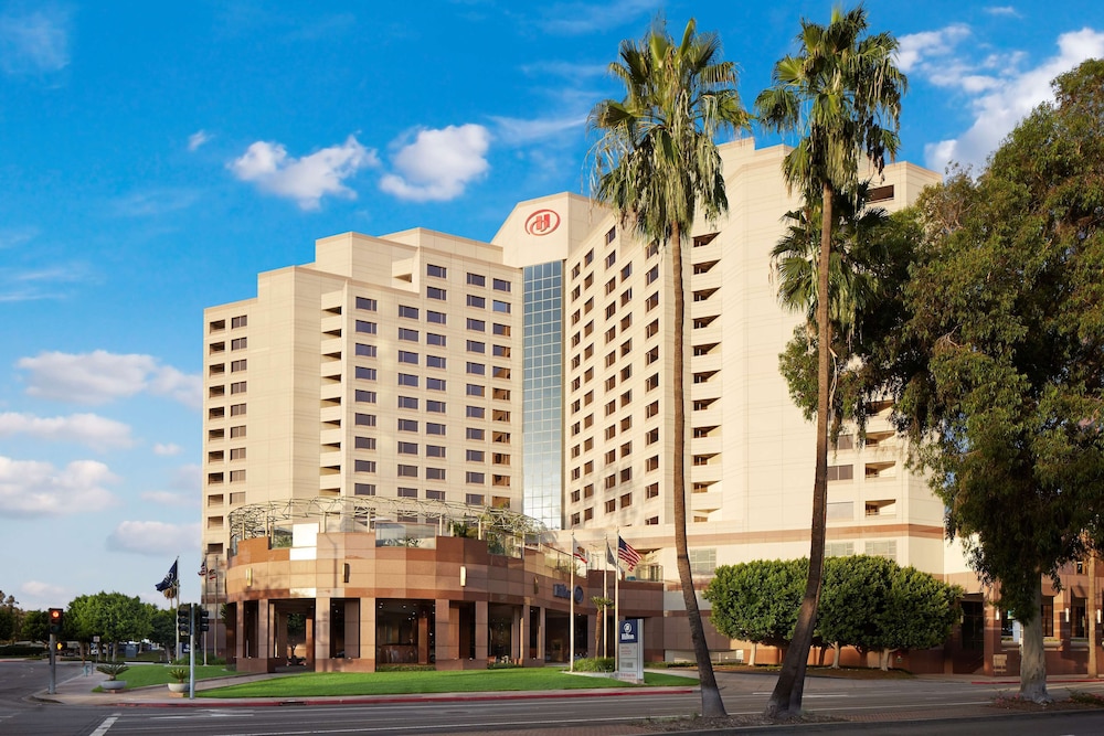 Hilton Long Beach 6/85