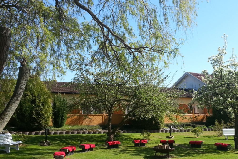 Binzhotel Landhaus Waechter 60/62