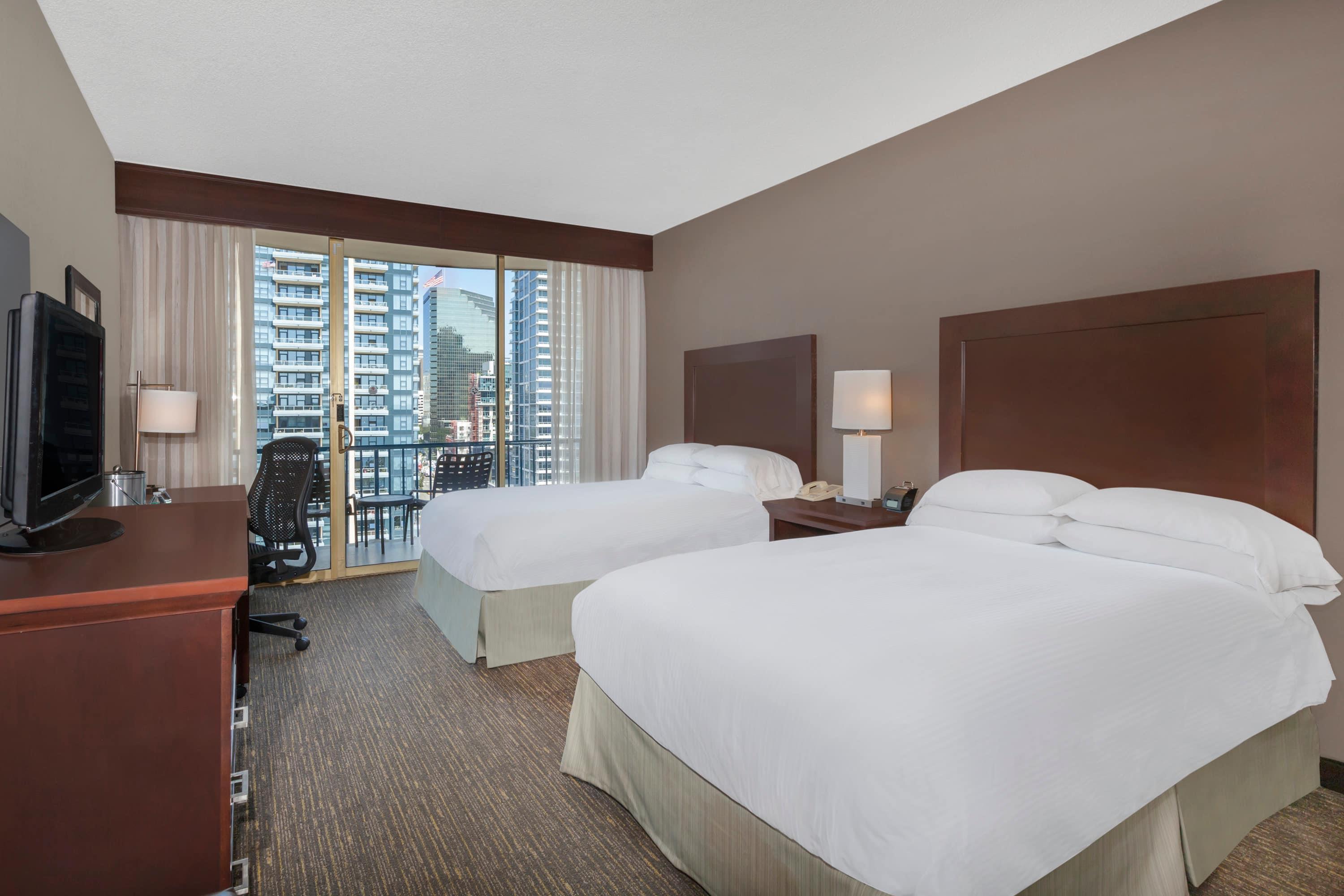 Superior, 2 Double beds, Skyline View