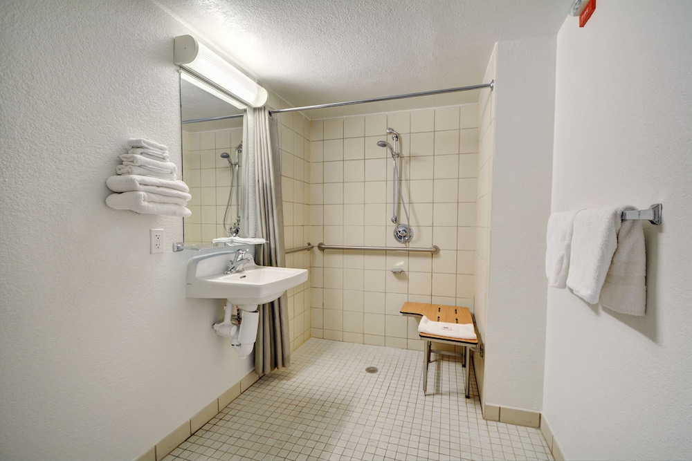 Motel6 Newport, RI 41/41