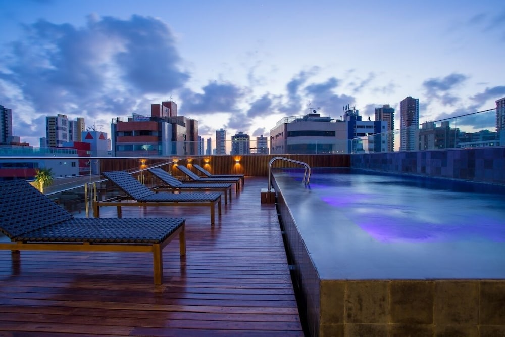 Manaira Hotel 33/56