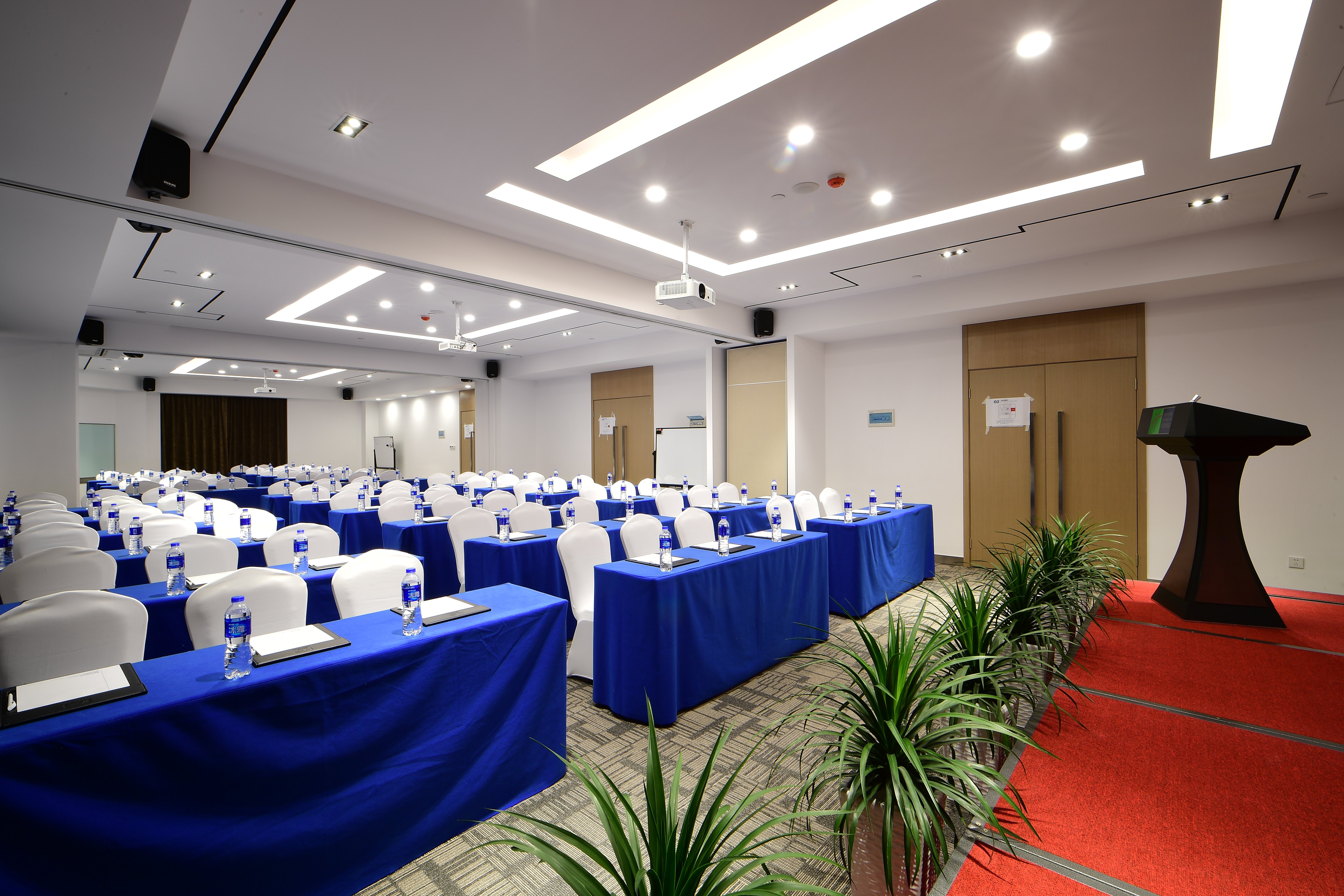 HOLIDAY INN EXPRESS LIUYANG DEVELOPMENT ZONE 22/29