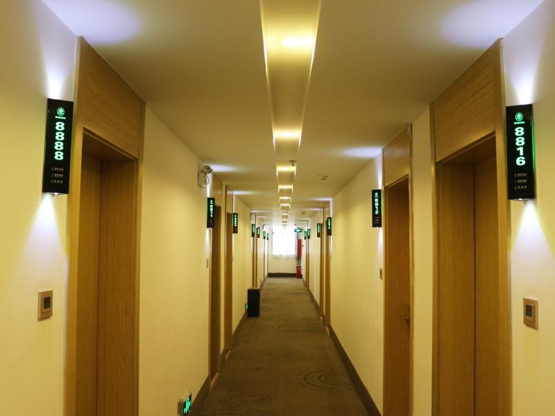 GreenTree Inn Henan Jiaozuo Mengzhou Huifeng Road Express Hotel in JIAOZUO CITY
