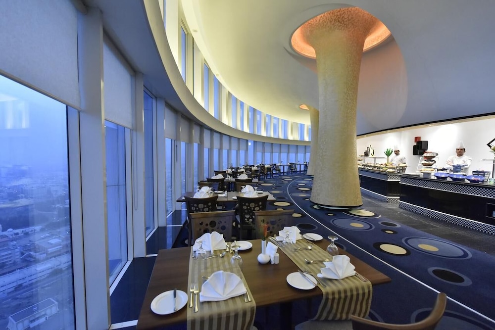 Awaliv International Hotel 59/68