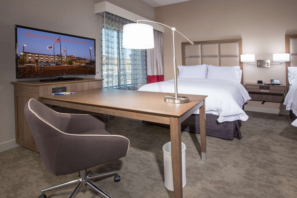Hampton Inn & Suites Buellton/Santa Ynez Valley 33/42
