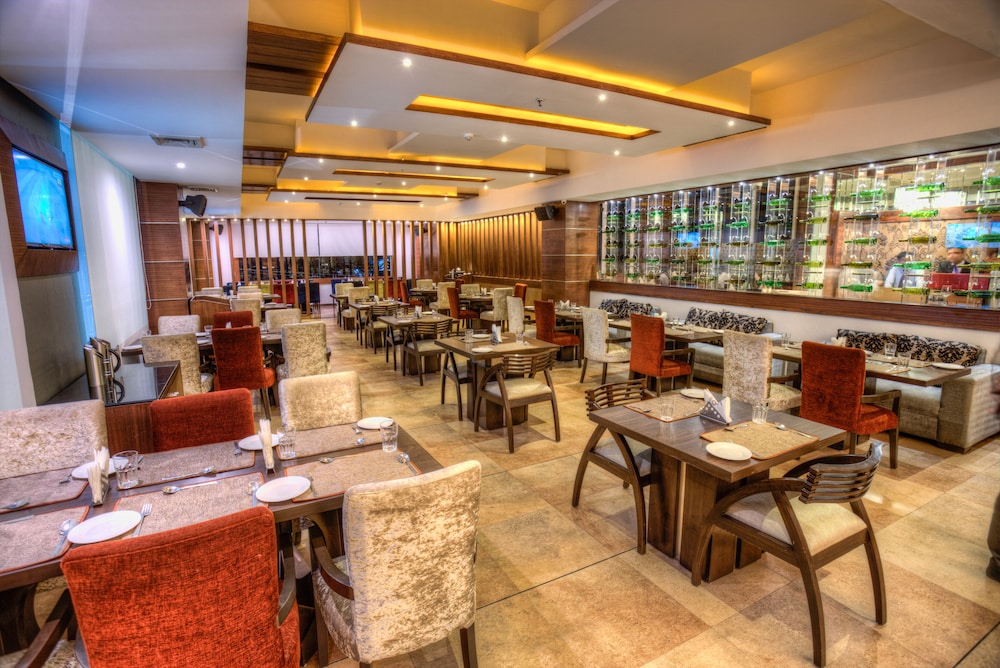 Mercure Chandigarh Tribune Chowk 51/66