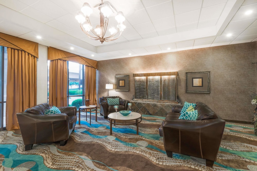 Wyndham Garden Wichita Downtown 23/47