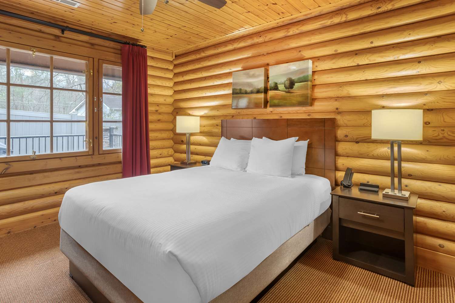 2 BEDROOMS, CABIN, 2 QUEEN BEDS