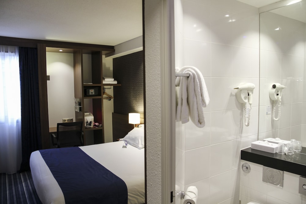 HOLIDAY INN EXPRESS AMIENS 24/73