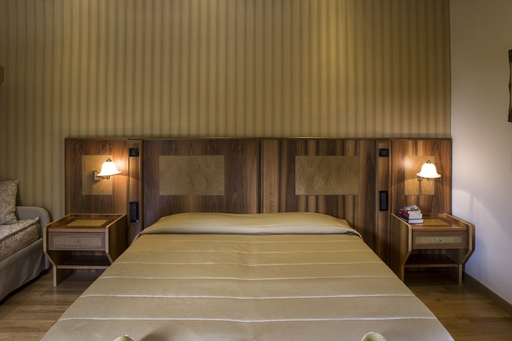 Villa Tuscolana Park Hotel 24/77