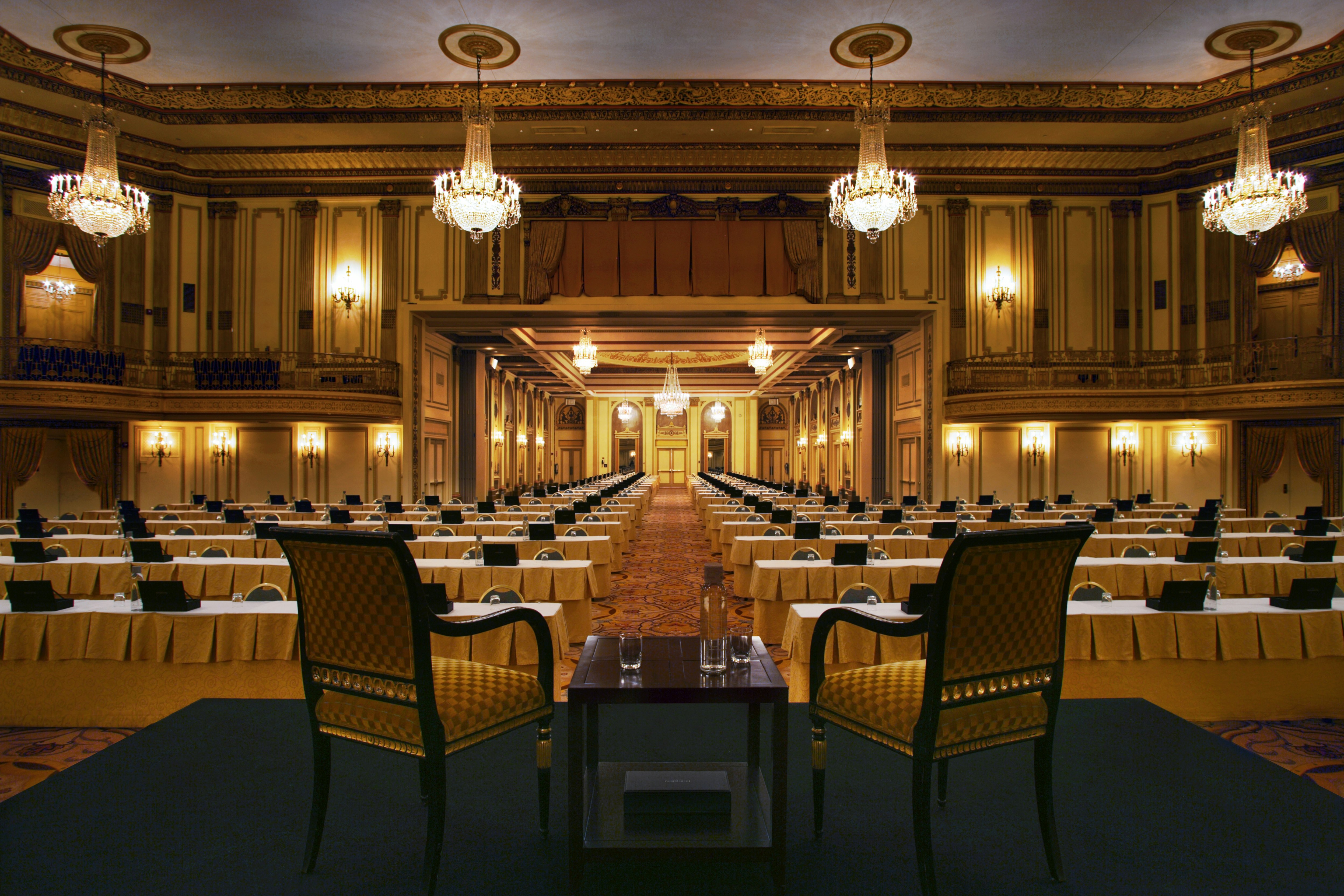Palmer House a Hilton Hotel 64/72