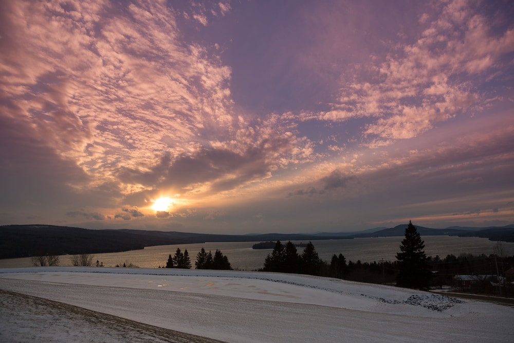 Rangeley Lake Resort 65/69