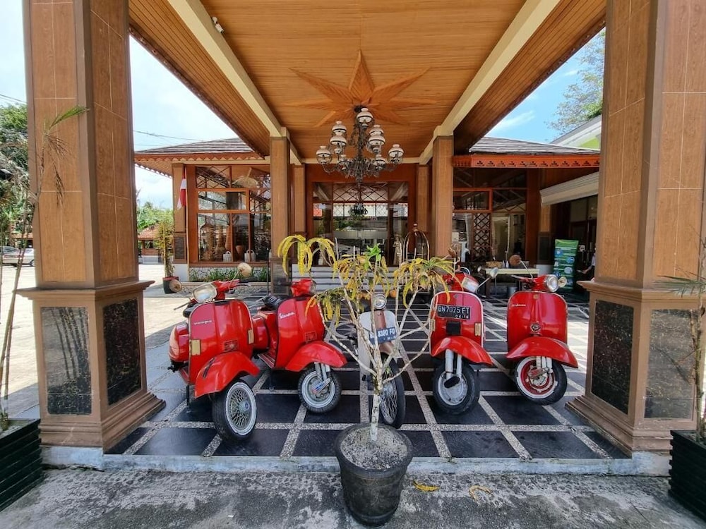 Green Tropical Village Hotel Resort 49/61