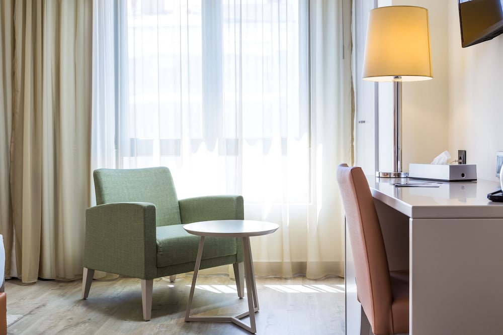 EMPIRE LISBON HOTEL 54/71