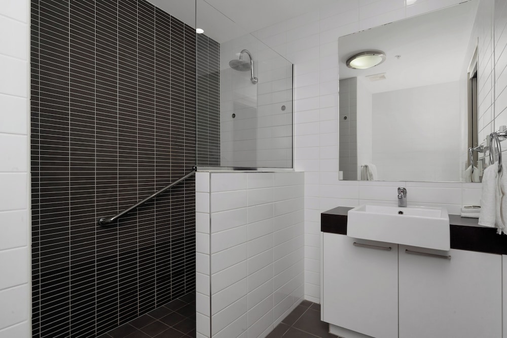 Property Vine Dalgety Apartments 60/62