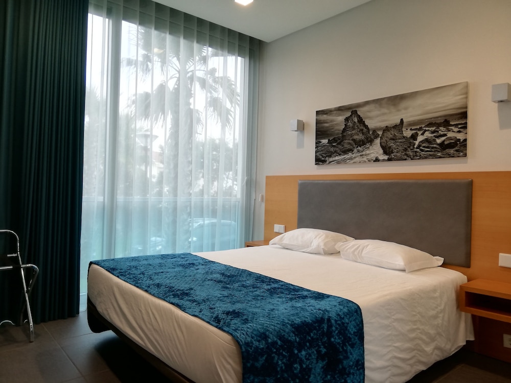 Whales Bay Hotel Apartamentos 9/55