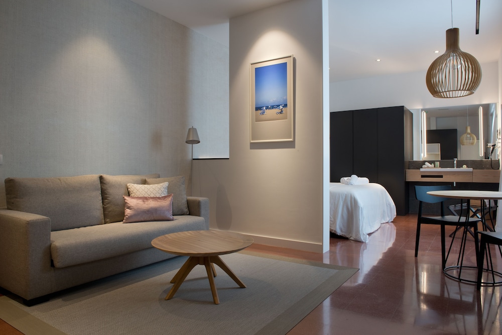 Suites 1478 33/50