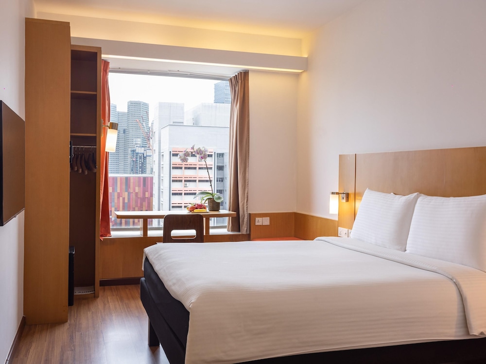 Ibis Singapore on Bencoolen 32/70