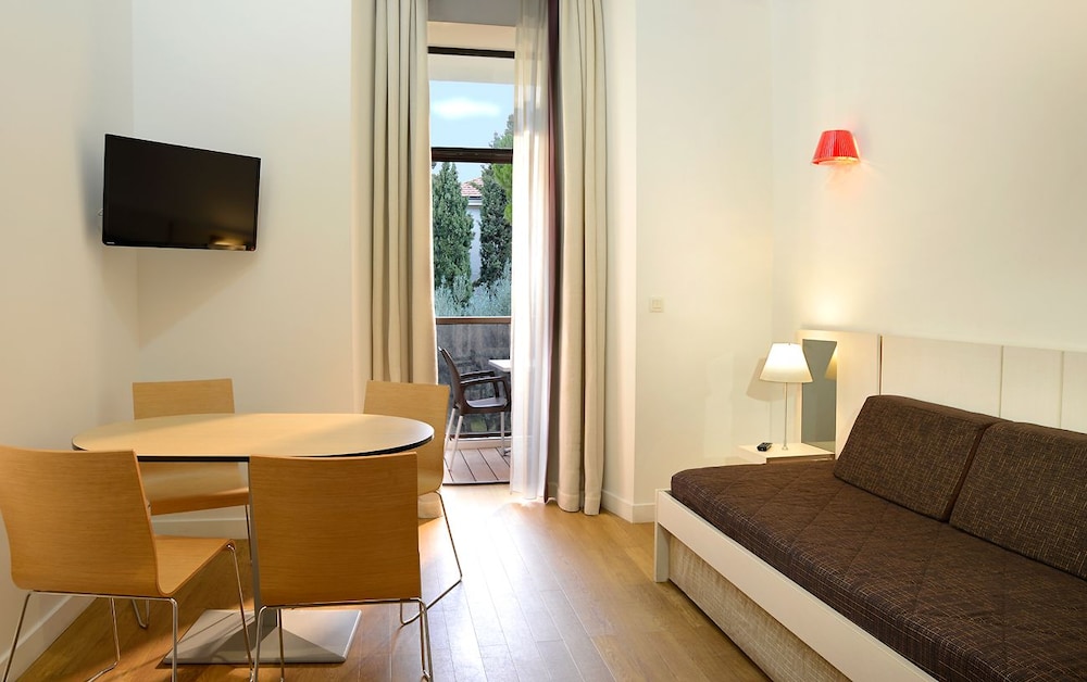 Residence Resideal Premium Cannes 17/42