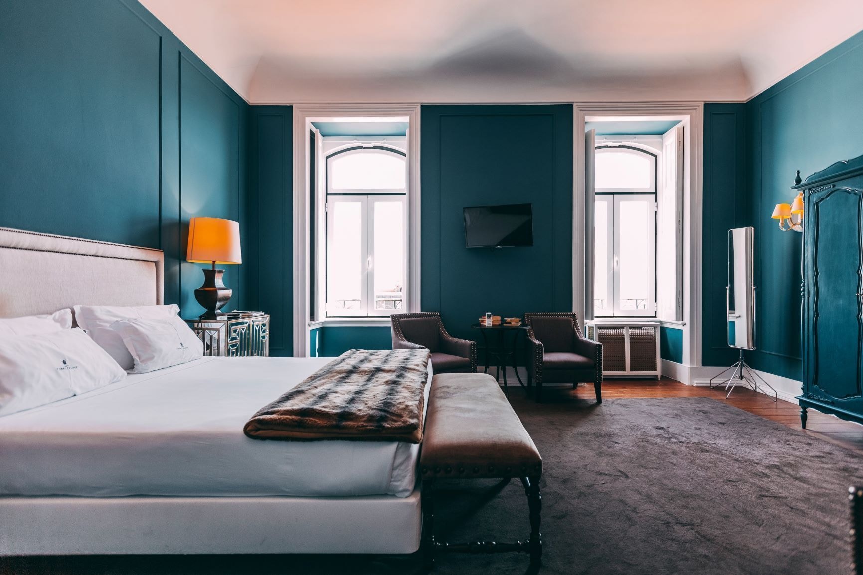 Master, Queen Bed