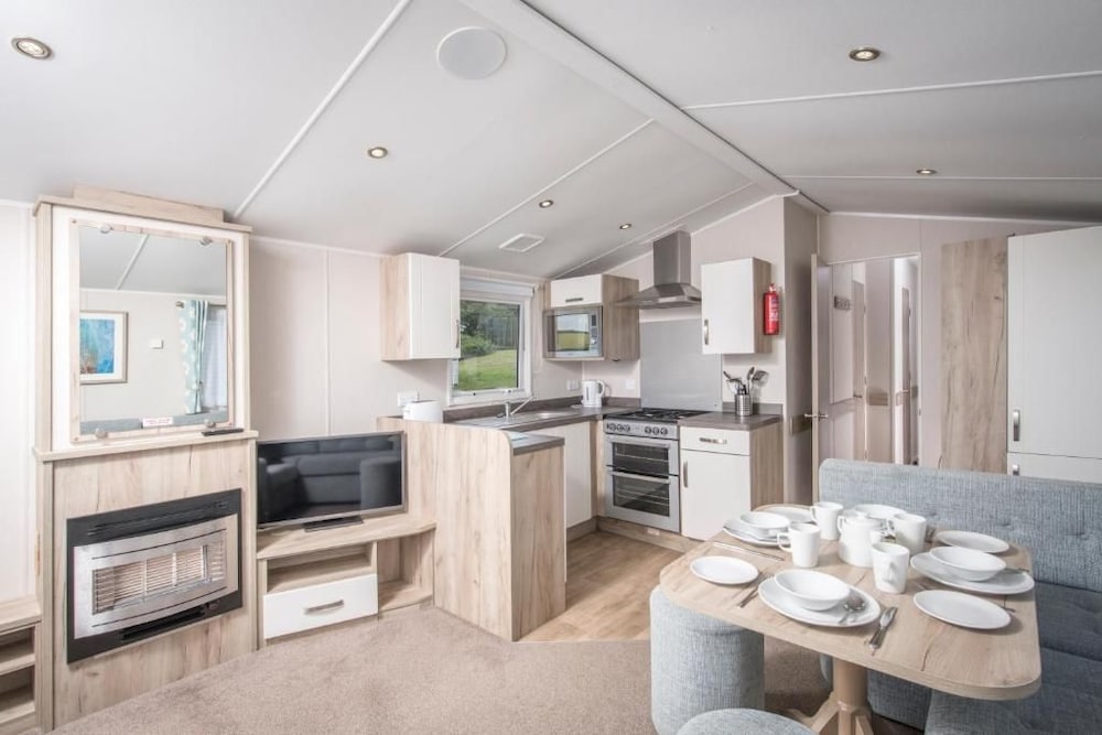 Sandaway Beach Holiday Park 33/50