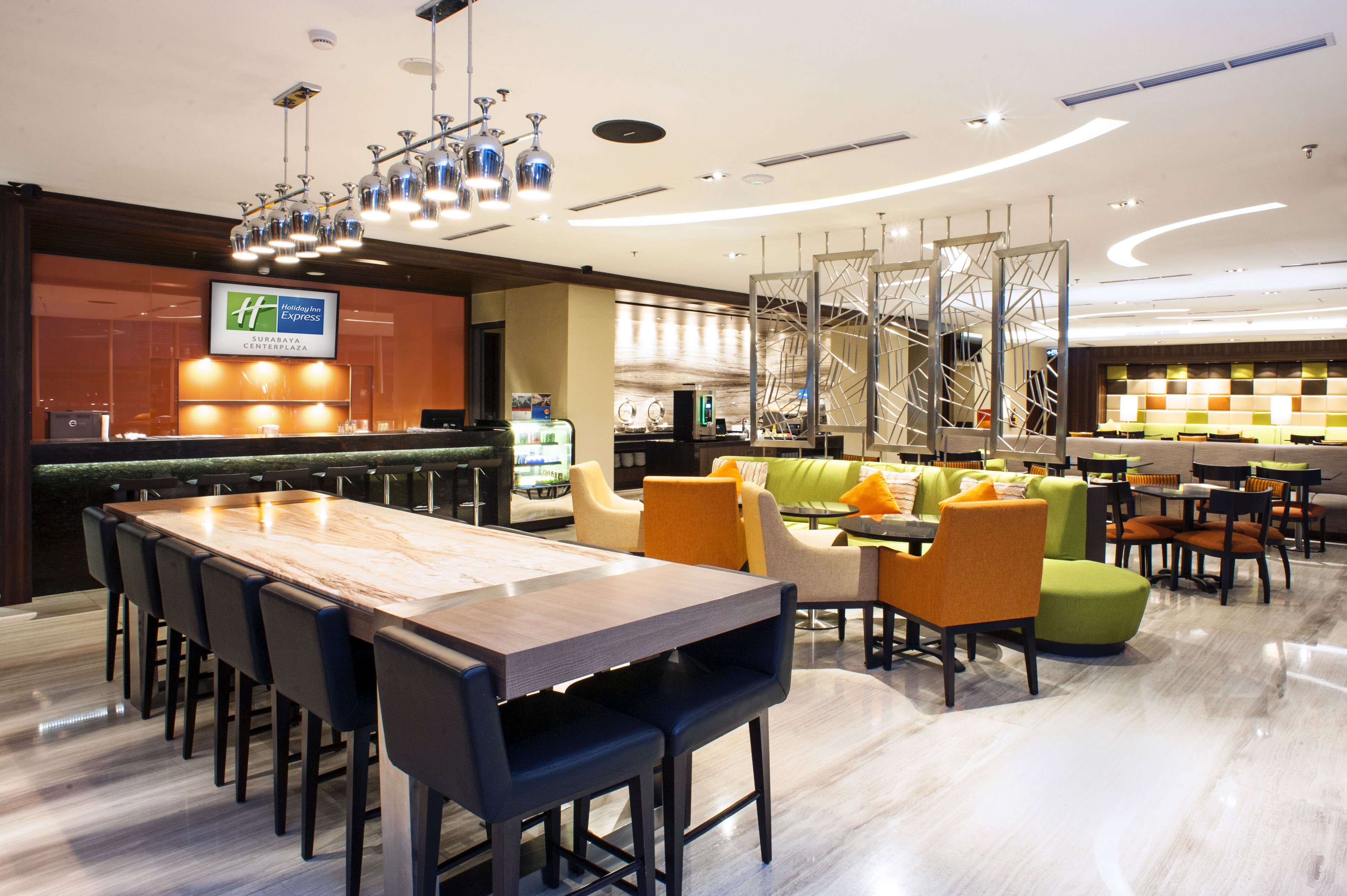 Holiday Inn Express Surabaya Centerpoint by Ihg 61/81
