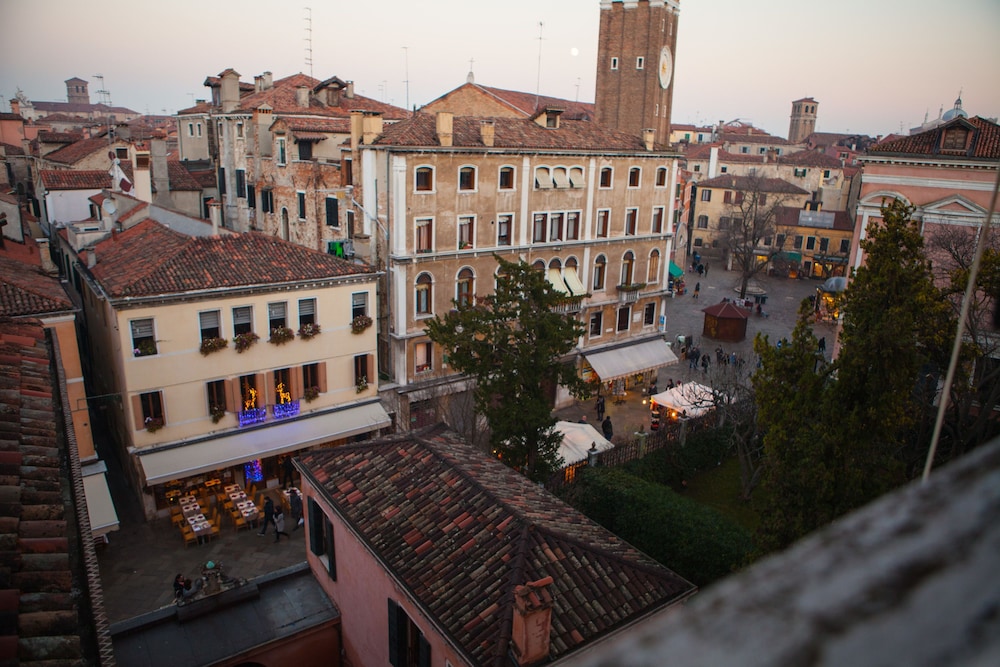 Locanda Ai Santi Apostoli 42/50