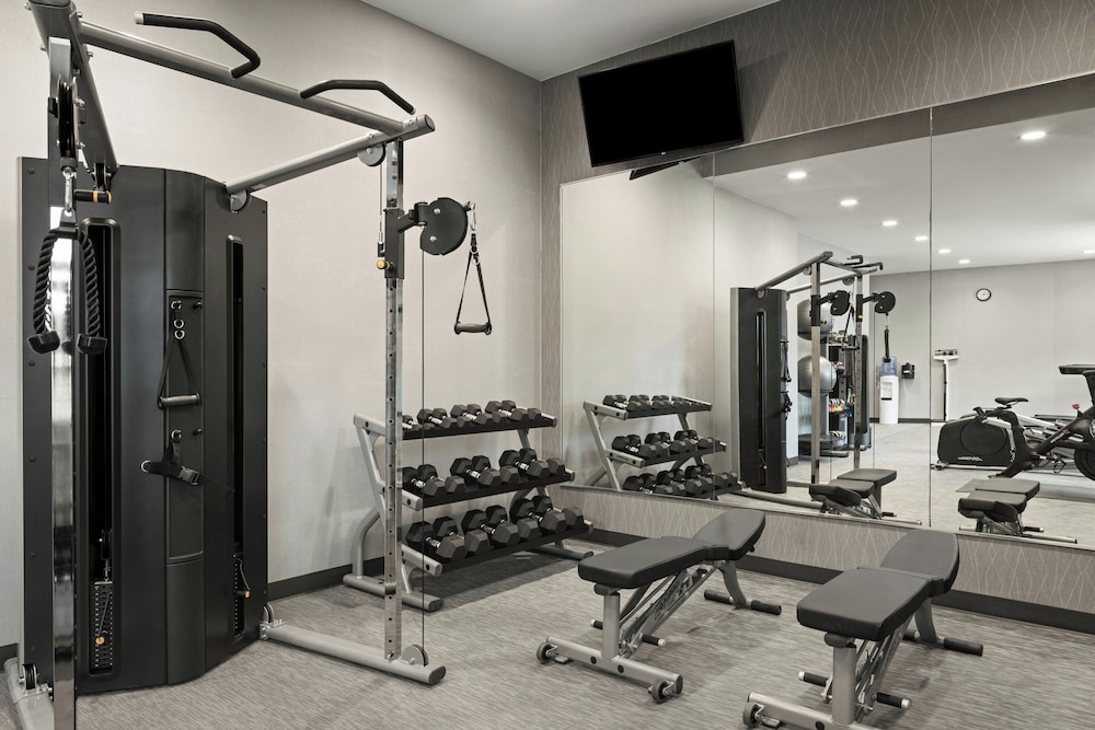 Courtyard by Marriott Minneapolis Maple Grove/Arbor Lakes 36/70