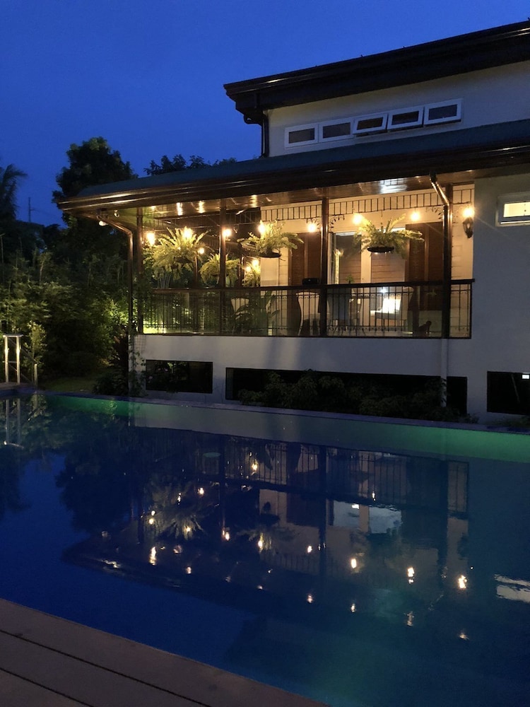 Kimberly Tagaytay Hotel 4/71