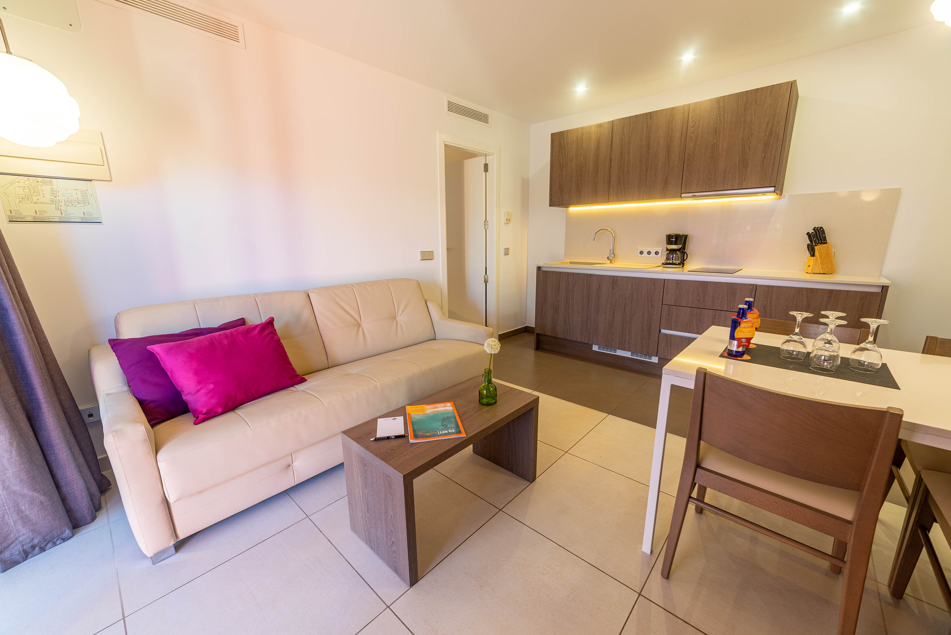Hotel Paradise Residencial 27/50
