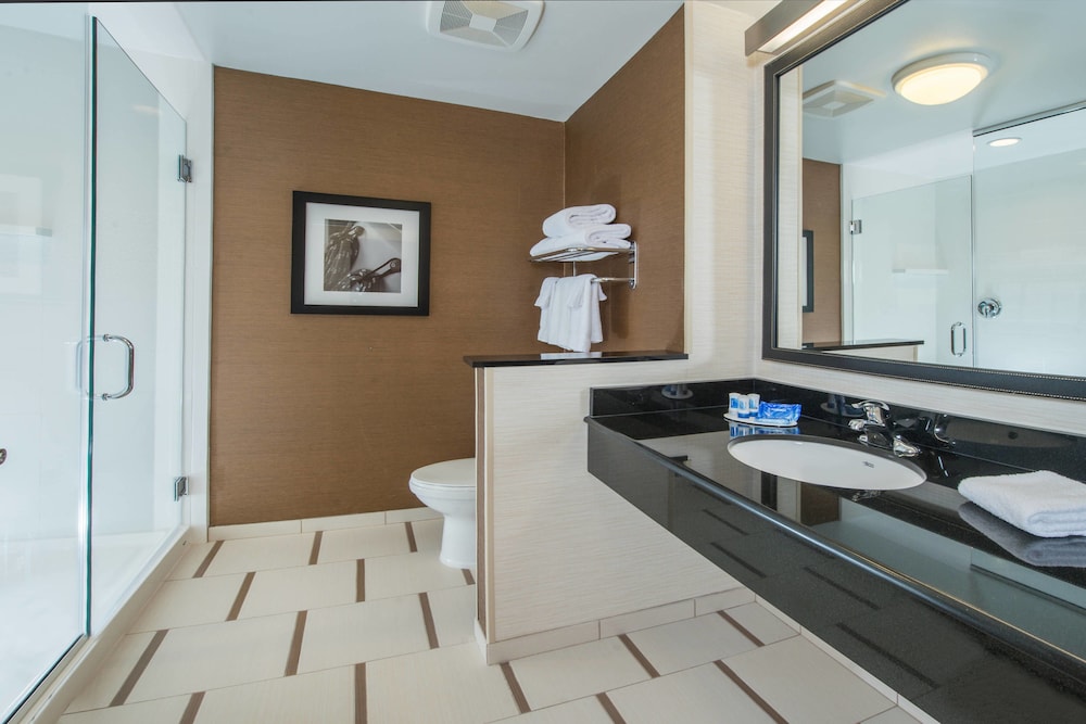Fairfield Inn Suites Easton 15/44