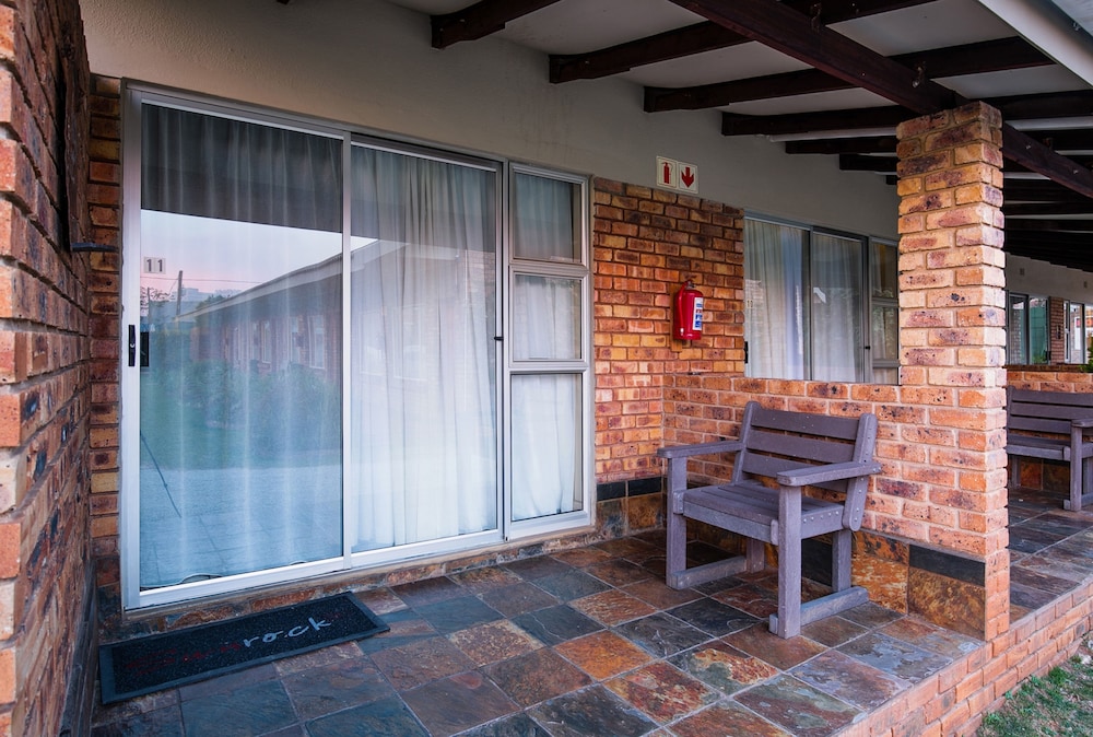 Sunrock Guesthouse 45/77