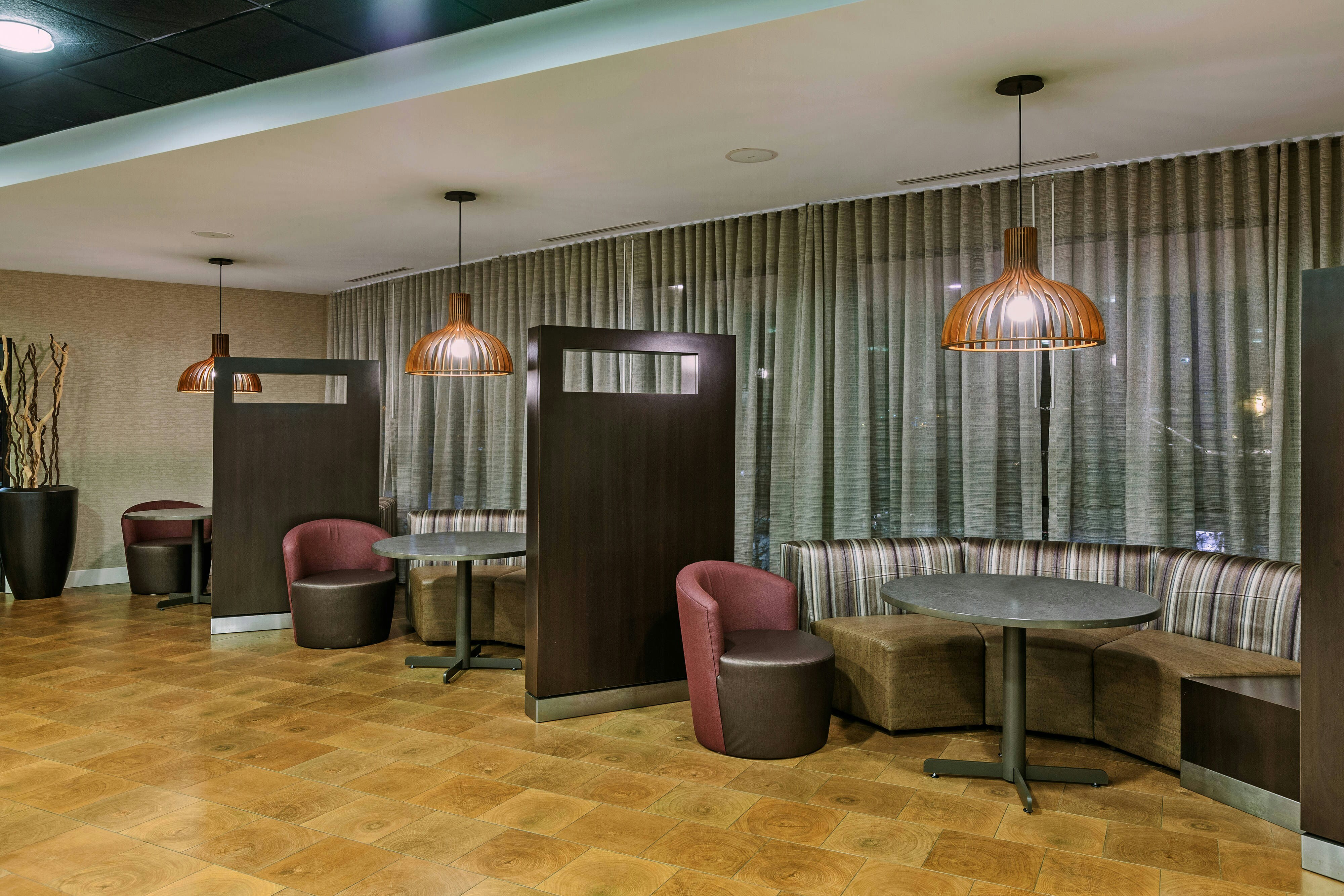 Courtyard Tulsa Woodland Hills 42/56