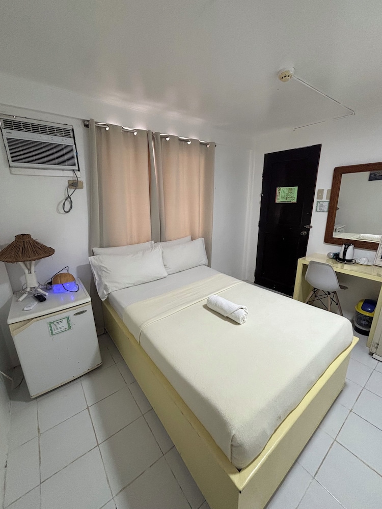 Seabird International Resort 9/35