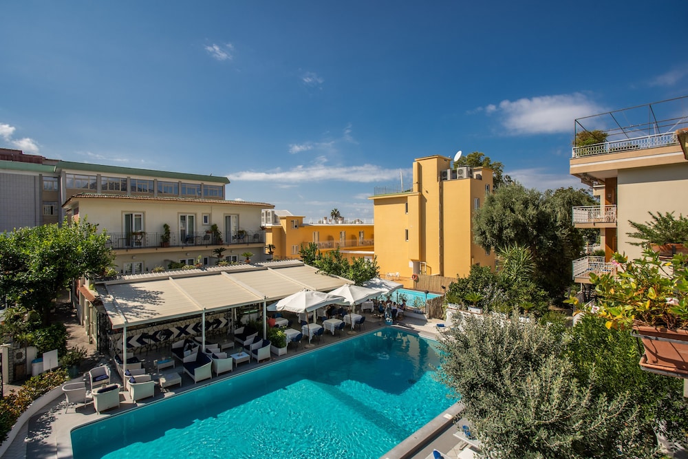 Hotel Florida Sorrento 77/80