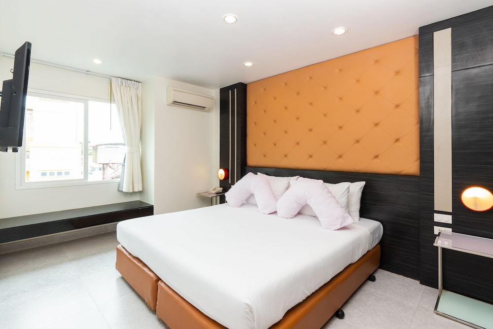 GRAND SUITE