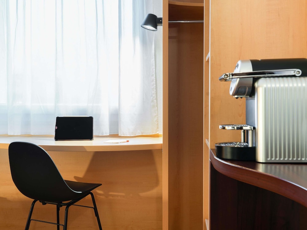 Ibis Geneve Petit Lancy 38/50