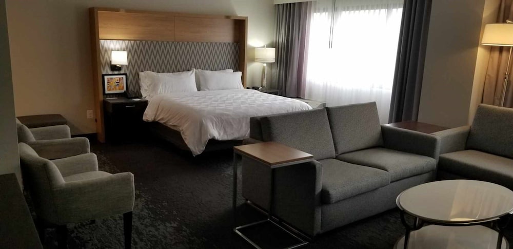 Holiday Inn Washington College Park 18/64