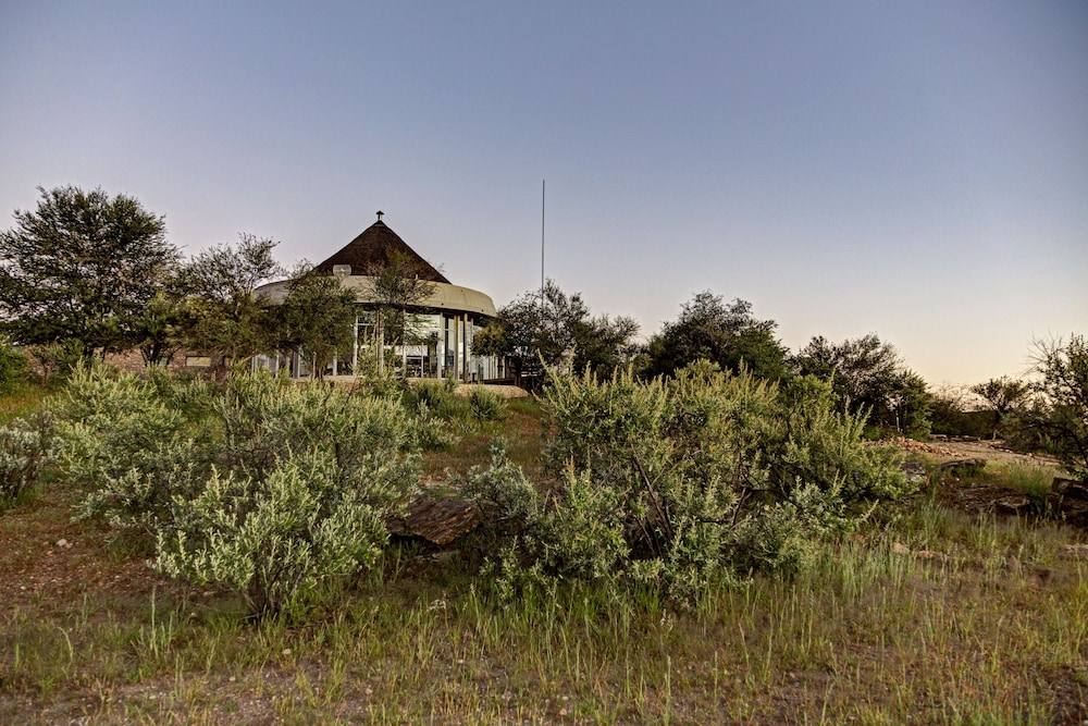 Naankuse Lodge 60/65
